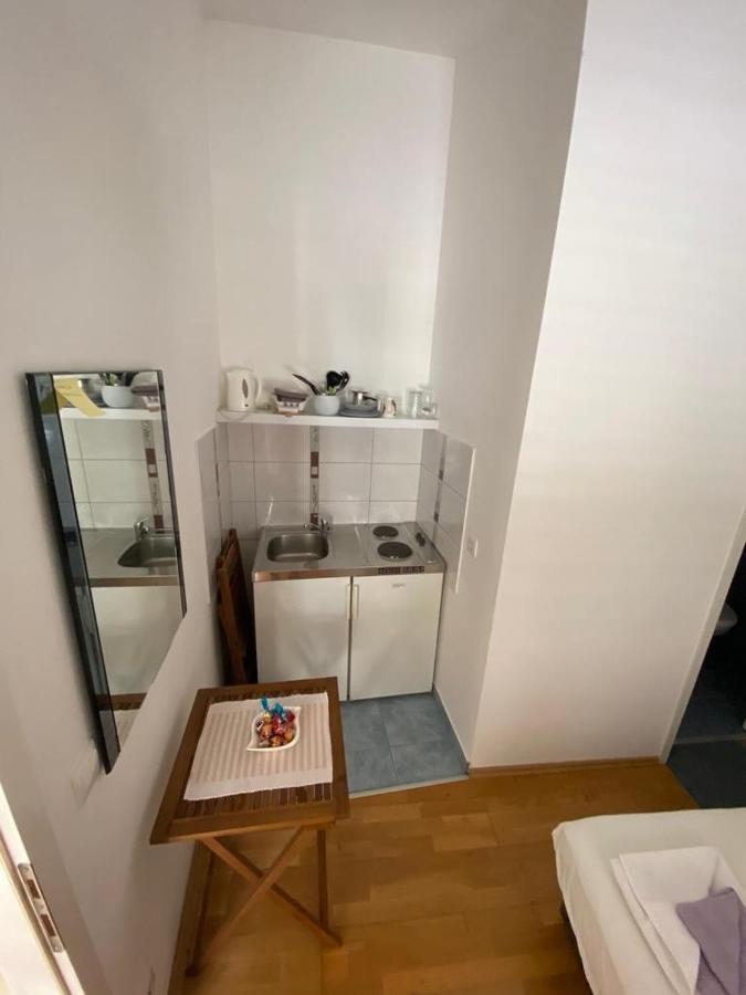 Zara 3 Appartement Baška Voda Buitenkant foto